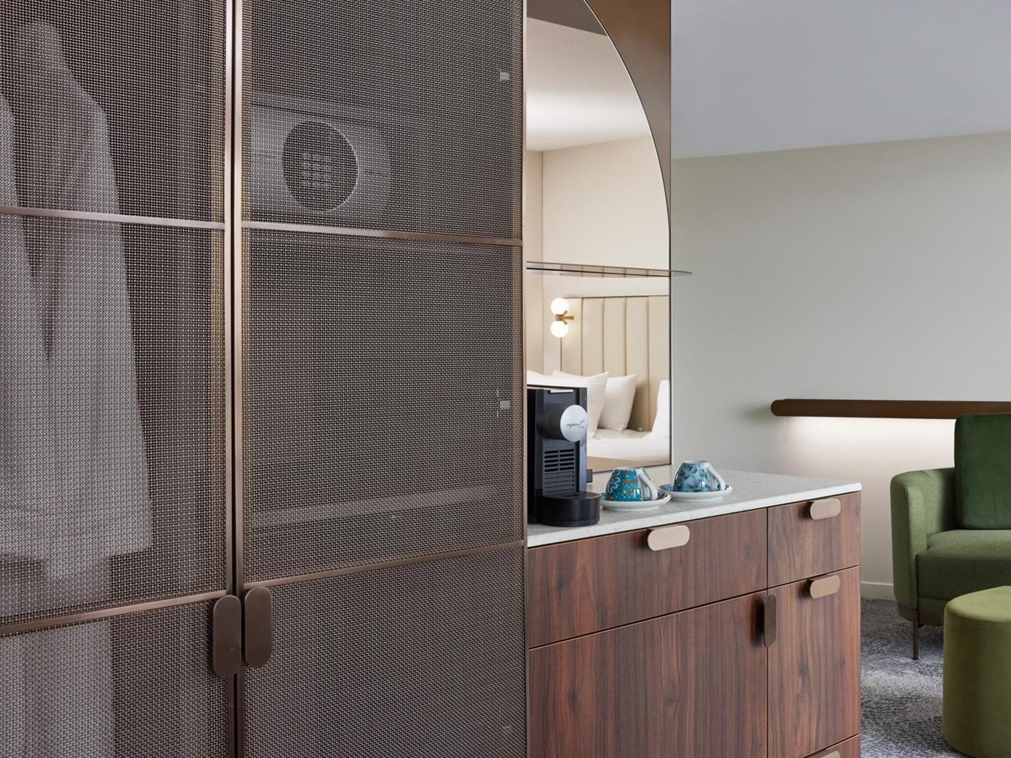 Parkroyal Melbourne Airport 4*